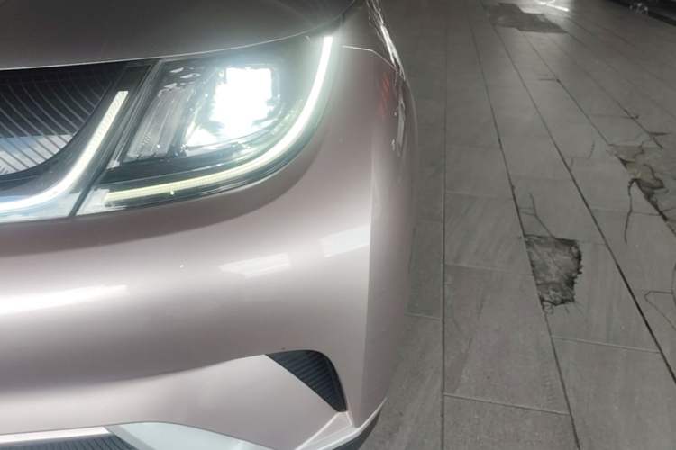 Used BYD Dolphin 2021 405 km Fashion Edition Left Front Headlight