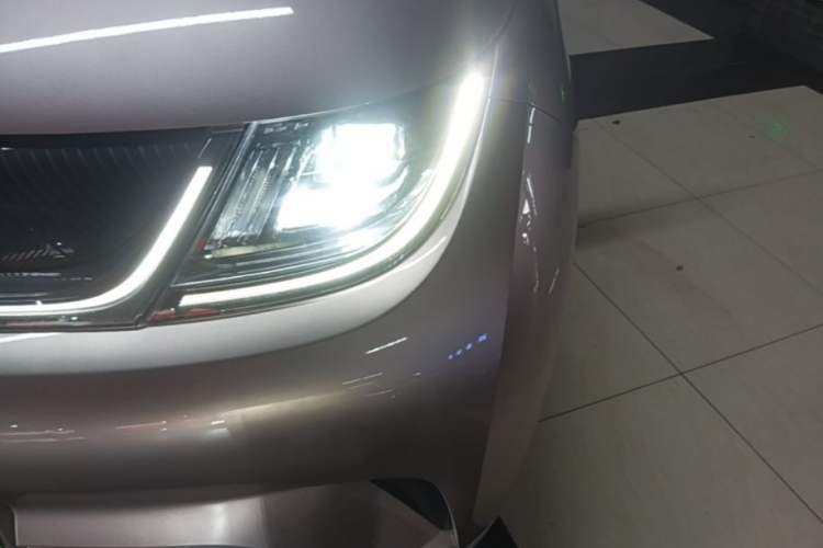 Used BYD Dolphin 2021 405 km Fashion Edition Left Front Headlight