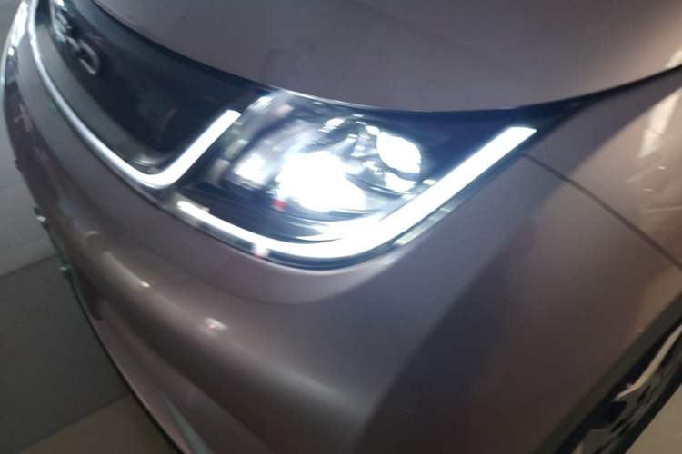 Used BYD Dolphin 2021 405 km Fashion Edition Left Front Headlight