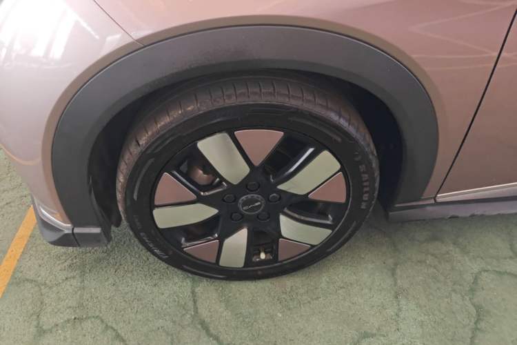 Used BYD Dolphin 2021 401km Knight Edition Left Front Wheel Hub