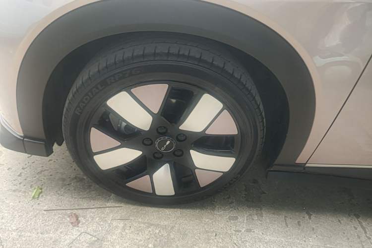 Used BYD Dolphin 2021 401km Knight Edition Left Front Wheel Hub