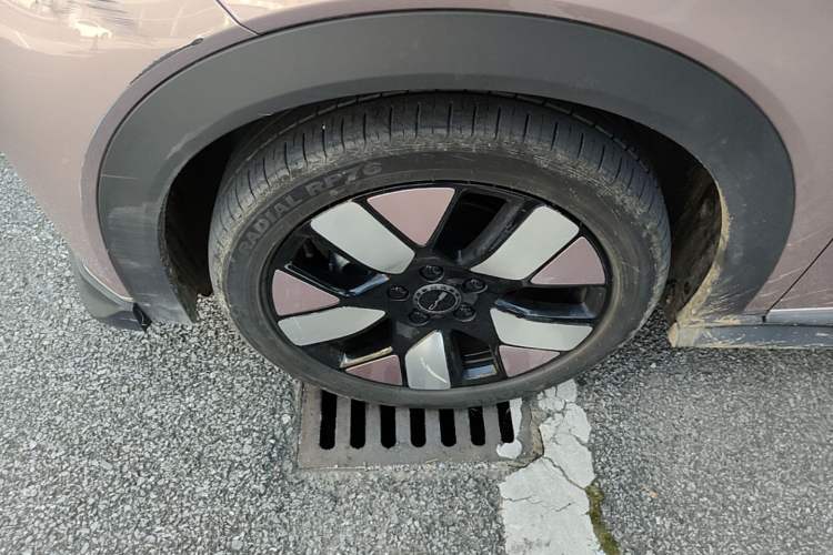 Used BYD Dolphin 2021 401km Knight Edition Left Front Wheel Hub