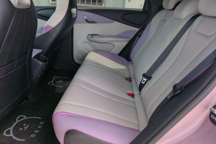 Used BYD Dolphin 2021 405 km Fashion Edition Left Rear Seat