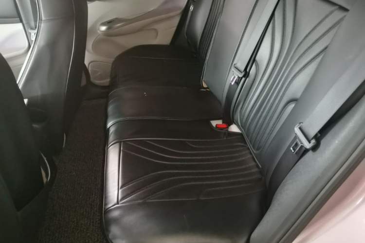 Used BYD Dolphin 2021 405 km Fashion Edition Left Rear Seat