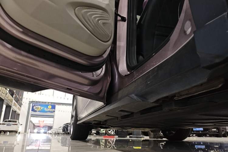 Used BYD Dolphin 2021 401km Knight Edition Left Side Sill