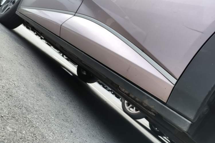 Used BYD Dolphin 2021 405 km Fashion Edition Left Side Sill