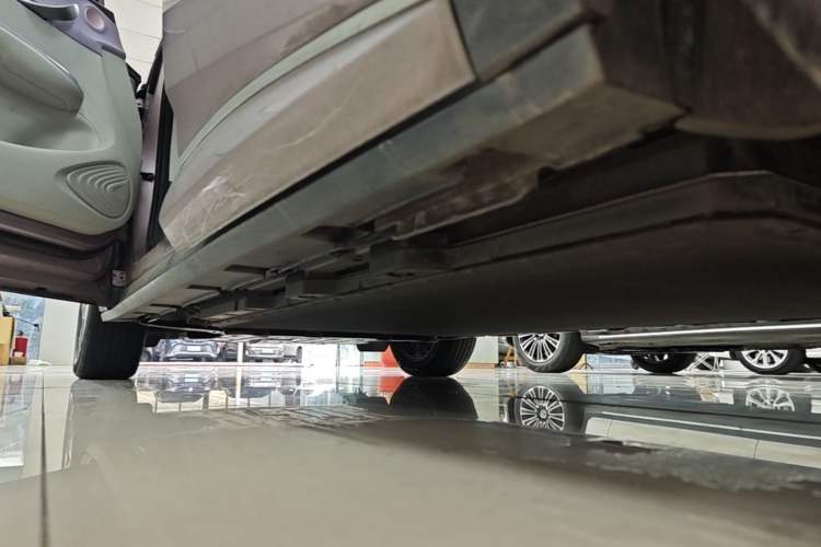 Used BYD Dolphin 2021 405 km Fashion Edition Left Side Sill
