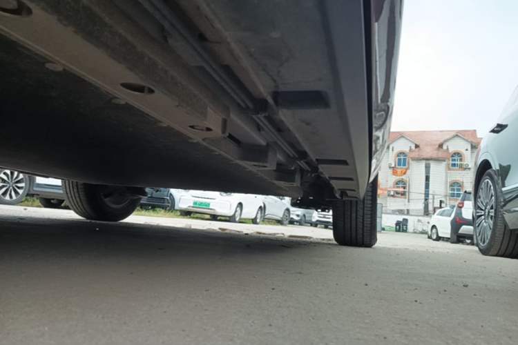 Used BYD Dolphin 2021 405 km Fashion Edition Left Side Sill