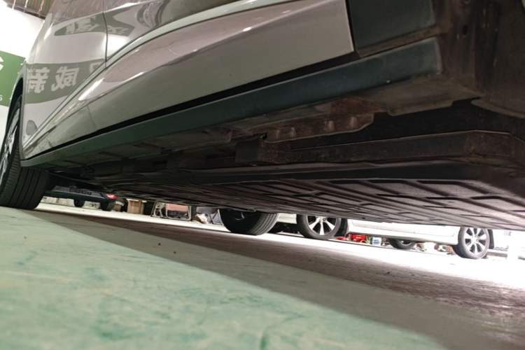 Used BYD Dolphin 2021 405 km Fashion Edition Left Side Sill