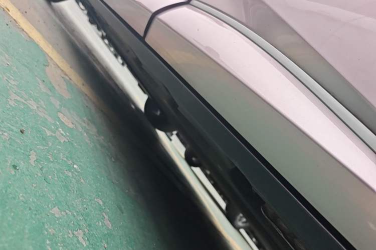 Used BYD Dolphin 2021 405 km Fashion Edition Left Side Sill