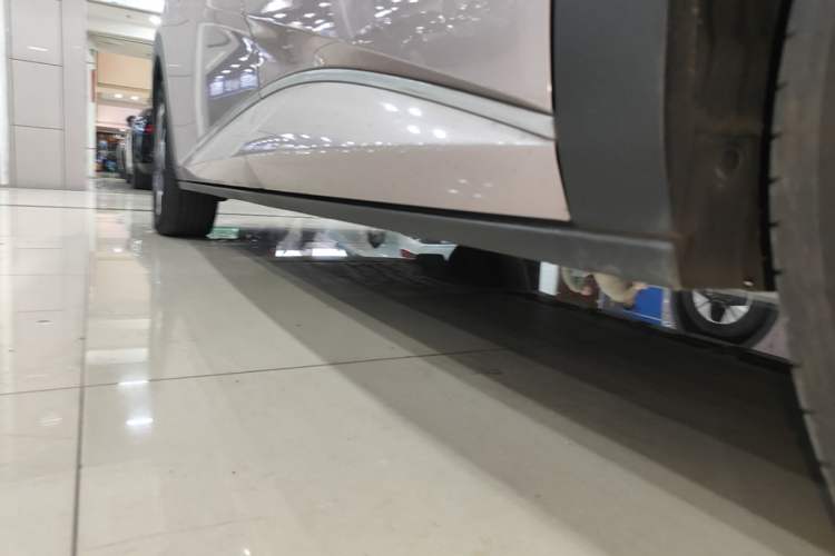 Used BYD Dolphin 2021 405 km Fashion Edition Left Side Sill