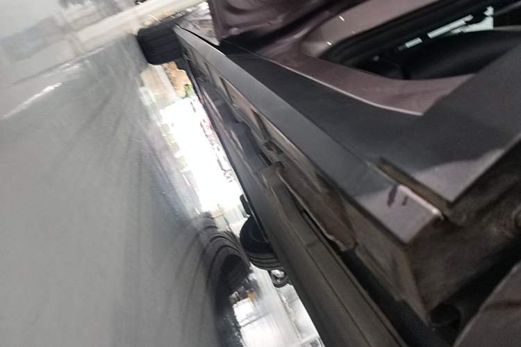 Used BYD Dolphin 2021 405 km Fashion Edition Left Side Sill