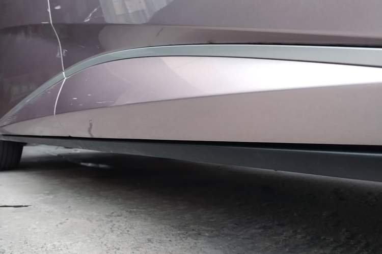 Used BYD Dolphin 2021 405 km Fashion Edition Left Side Sill