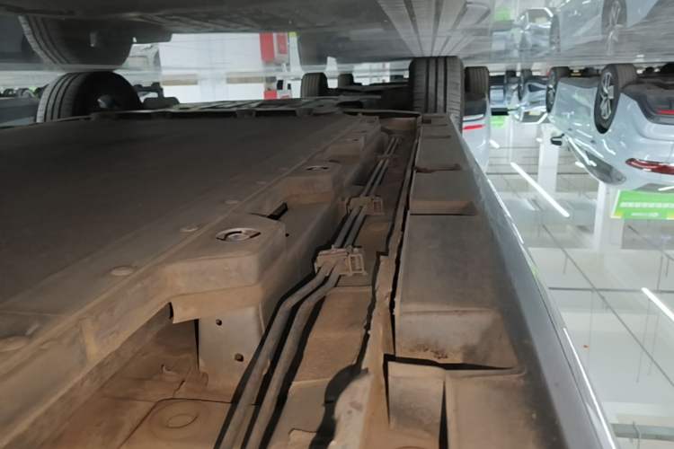 Used BYD Dolphin 2021 405 km Free Version Left Side Sill