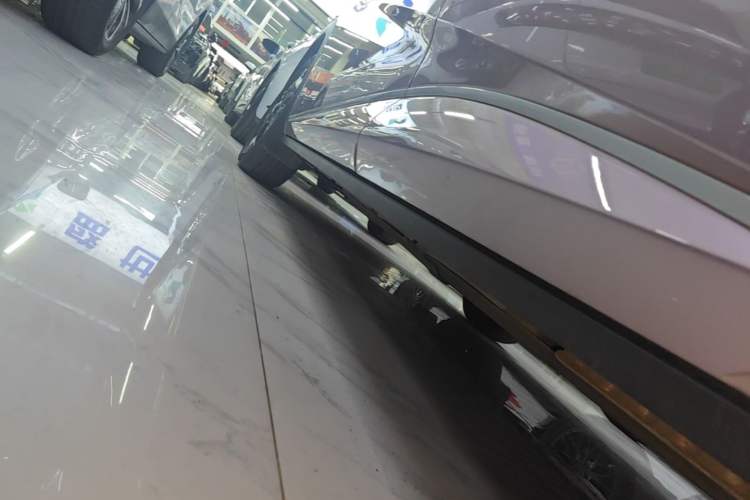 Used BYD Dolphin 2021 405 km Fashion Edition Left Side Sill
