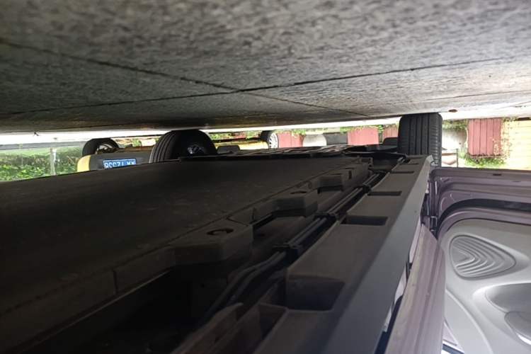 Used BYD Dolphin 2021 405 km Fashion Edition Left Side Sill