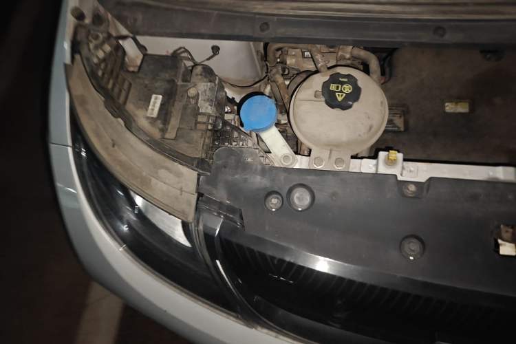 Used BYD Dolphin 2021 405 km Fashion Edition Engine Bay Right