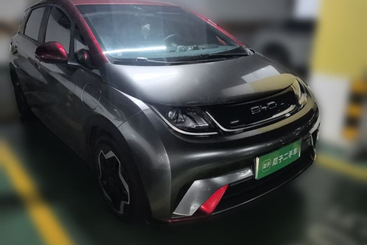 Used BYD Dolphin 2021 405 km Free Version Front Right 45 Deg