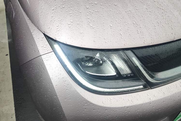 Used BYD Dolphin 2021 405 km Fashion Edition Right Front Headlight