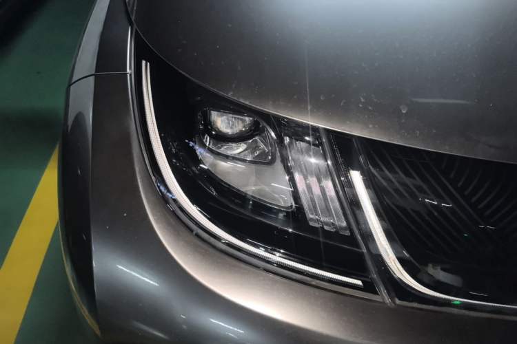 Used BYD Dolphin 2021 405 km Free Version Right Front Headlight