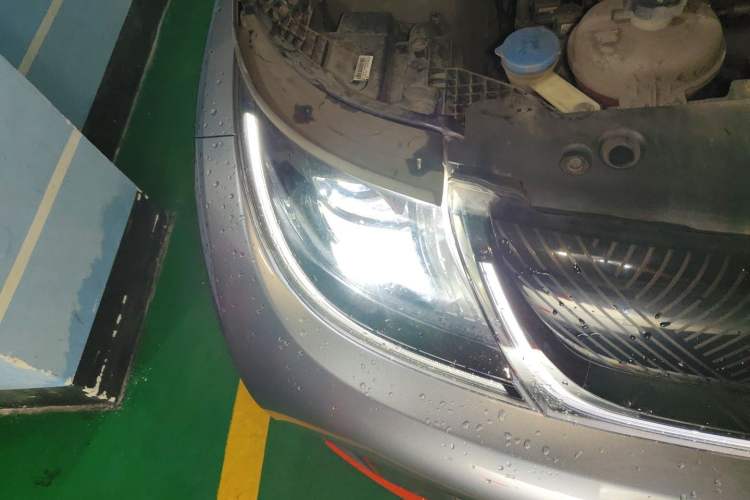 Used BYD Dolphin 2021 405 km Fashion Edition Right Front Headlight