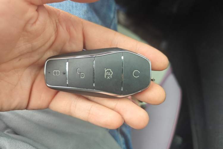 Used BYD Dolphin 2021 405 km Fashion Edition Vehicle Key