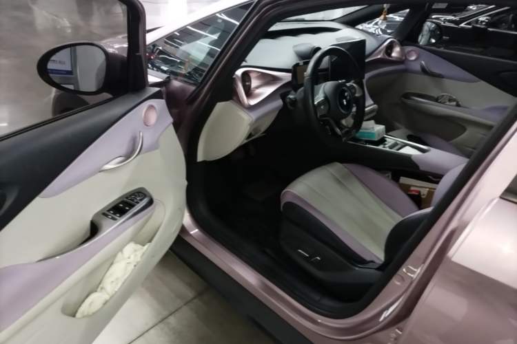 Used BYD Dolphin 2021 405 km Fashion Edition Driver Seat