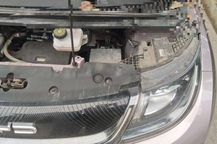 Used BYD Dolphin 2021 405 km Fashion Edition Engine Bay Left