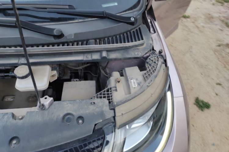 Used BYD Dolphin 2021 405 km Fashion Edition Engine Bay Left