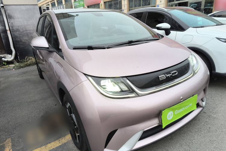 Used BYD Dolphin 2021 405 km Fashion Edition Front Right 45 Deg