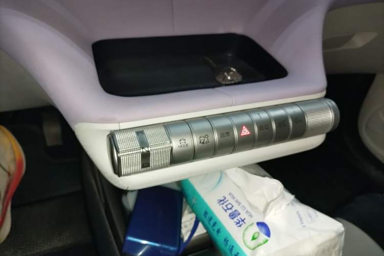 Used BYD Dolphin 2021 405 km Fashion Edition Gear Lever