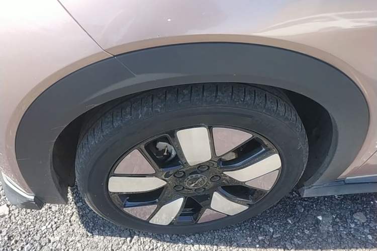 Used BYD Dolphin 2021 401km Knight Edition Left Front Wheel Hub