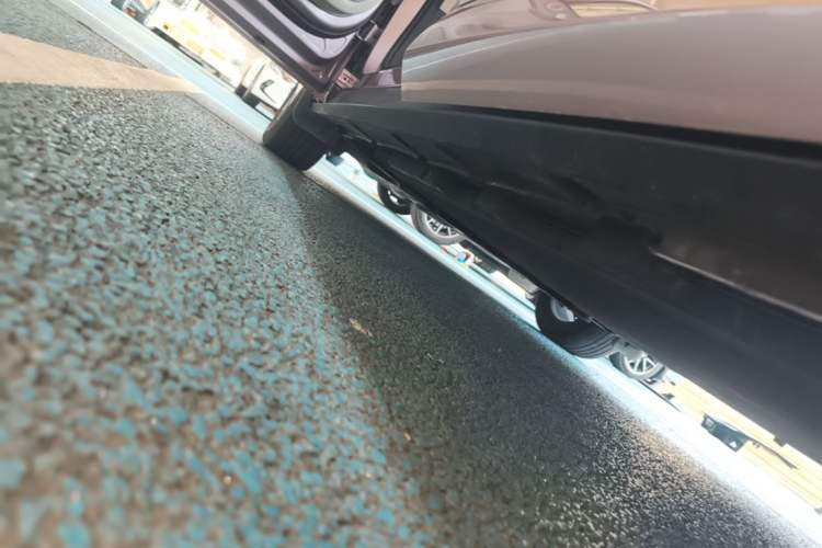 Used BYD Dolphin 2021 405 km Fashion Edition Left Side Sill