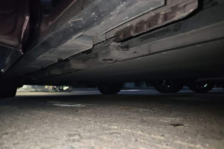 Used BYD Dolphin 2021 405 km Fashion Edition Left Side Sill
