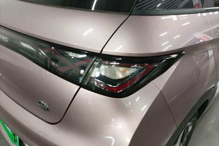 Used BYD Dolphin 2021 405 km Fashion Edition Right Rear Taillight