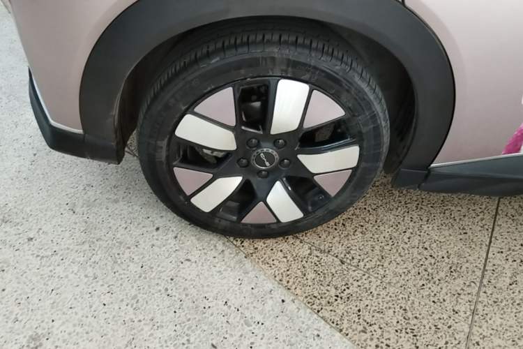 Used BYD Dolphin 2021 401km Knight Edition Right Rear Wheel Hub