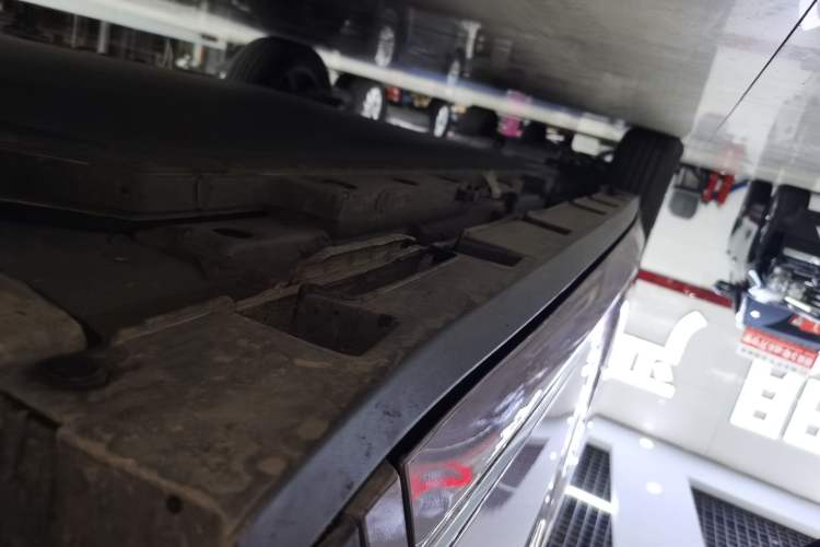 Used BYD Dolphin 2021 405 km Fashion Edition Right Side Sill