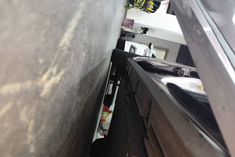 Used BYD Dolphin 2021 405 km Fashion Edition Right Side Sill