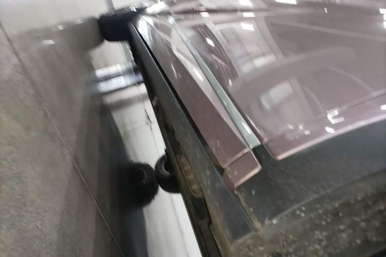 Used BYD Dolphin 2021 405 km Fashion Edition Right Side Sill