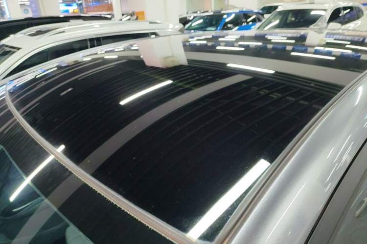 Used BYD Dolphin 2021 405 km Fashion Edition Roof