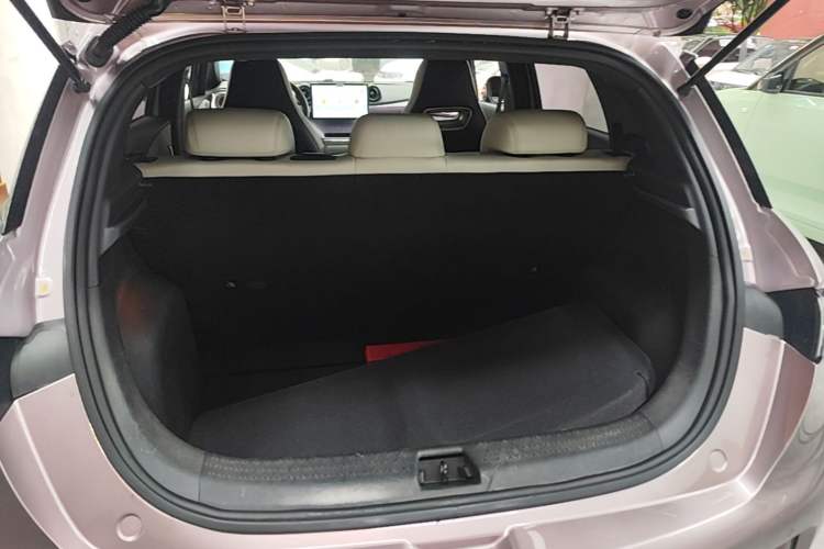 Used BYD Dolphin 2021 405 km Fashion Edition Trunk
