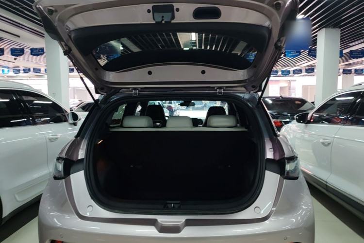 Used BYD Dolphin 2021 405 km Fashion Edition Trunk