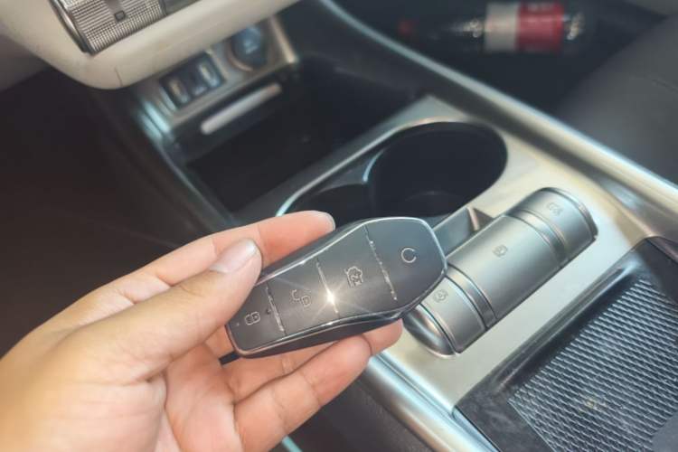 Used BYD Dolphin 2021 405 km Fashion Edition Vehicle Key