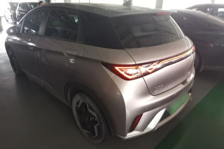 Used BYD Dolphin 2021 405 km Fashion Edition Rear Left 45 Deg