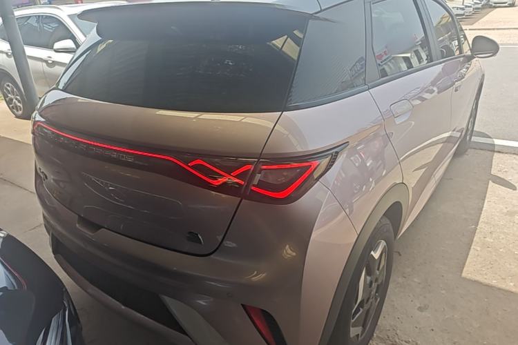 Used BYD Dolphin 2021 405 km Fashion Edition Rear Right 45 Deg