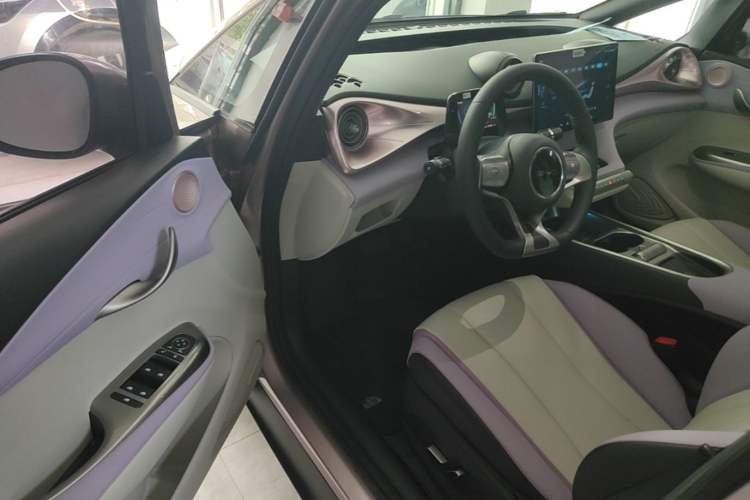 Used BYD Dolphin 2021 405 km Fashion Edition Driver Seat