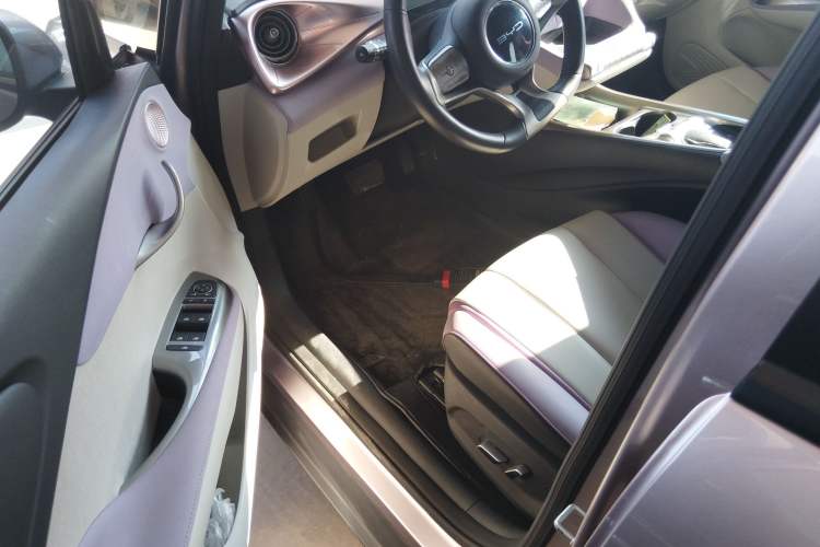 Used BYD Dolphin 2021 405 km Fashion Edition Driver Seat