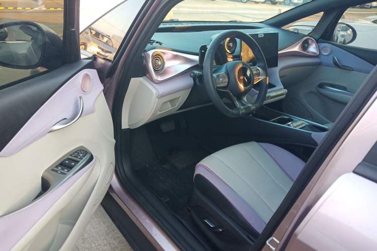 Used BYD Dolphin 2021 405 km Fashion Edition Driver Seat