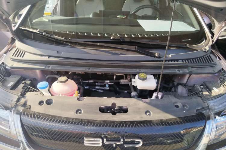 Used BYD Dolphin 2021 405 km Fashion Edition Engine Bay
