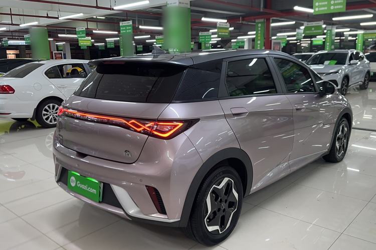 Used BYD Dolphin 2021 405 km Fashion Edition Exterior 4